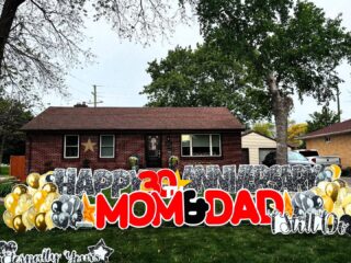 Happy 30th Anniversary Mom & Dad! #happyanniversary #happy #anniversary #surprise #30thanniversary #foreveryours #love #istilldo #dad #mom #lasalle #lasalleontario #grad #graduation #windsorontario #surpriseparty #loveparents #yardgreeting

www.yardgreeting.ca